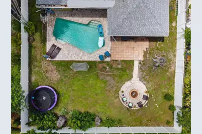 4346 Meadowland Circle, Sarasota, FL 34233 - Photo 4