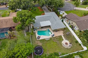 4346 Meadowland Cir, Sarasota, FL 34233 - Photo 38