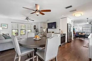 4346 Meadowland Cir, Sarasota, FL 34233 - Photo 10