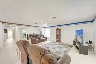 804 67th St W, Bradenton, FL 34209 - Photo 12
