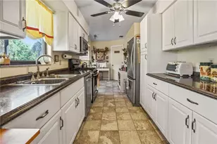 6232 Roberta Dr, Englewood, FL 34224 - Photo 6