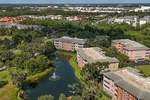 5122 Manorwood Dr, Sarasota, FL 34235 - Photo 2