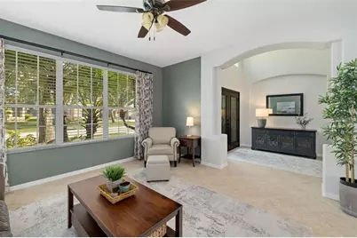 4255 67th Avenue Circle E, Sarasota, FL 34243 - Photo 8