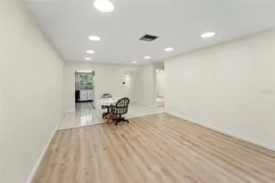 5870 38th Ave N, Saint Petersburg, FL 33710 - Photo 6