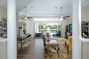 5429 Burnt Hickory Dr, Valrico, FL 33596 - Photo 2