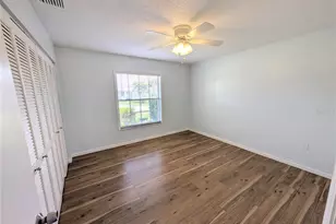 8707 51st Ave W, Bradenton, FL 34210 - Photo 18