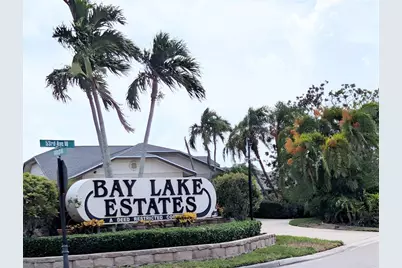 8707 51st Avenue W, Bradenton, FL 34210 - Photo 2