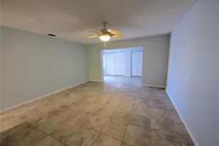 8707 51st Ave W, Bradenton, FL 34210 - Photo 14