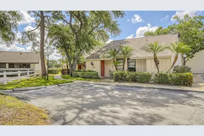 3127 Longmeadow #2, Sarasota, FL 34235 - Photo 2
