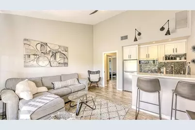 3127 Longmeadow #2, Sarasota, FL 34235 - Photo 6