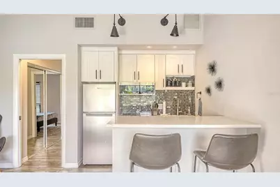 3127 Longmeadow #2, Sarasota, FL 34235 - Photo 10