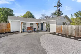 635 Melody Cir, Sarasota, FL 34237 - Photo 1