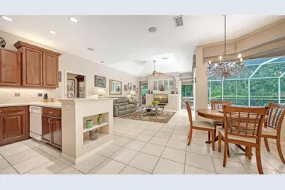 4727 Carrington Circle, Sarasota, FL 34243 - Photo 12