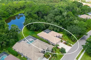 4727 Carrington Cir, Sarasota, FL 34243 - Photo 2