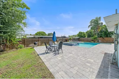 2135 Lee Lane, Sarasota, FL 34231 - Photo 28