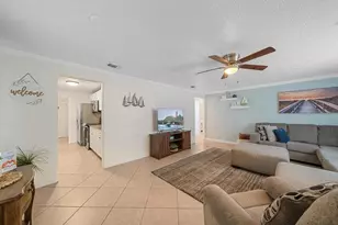 2135 Lee Ln, Sarasota, FL 34231 - Photo 8