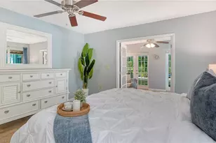 4717 Thomas Hoby Pl, Sarasota, FL 34241 - Photo 18