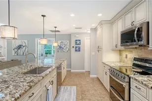 4717 Thomas Hoby Pl, Sarasota, FL 34241 - Photo 12
