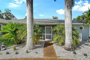 4717 Thomas Hoby Pl, Sarasota, FL 34241 - Photo 4