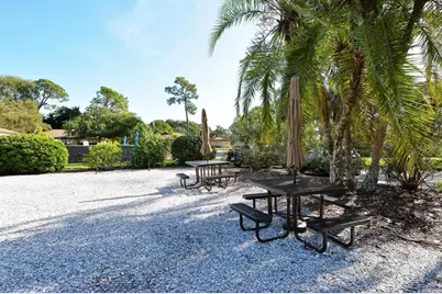 7031 Bright Creek Drive #4, Sarasota, FL 34231 - Photo 46