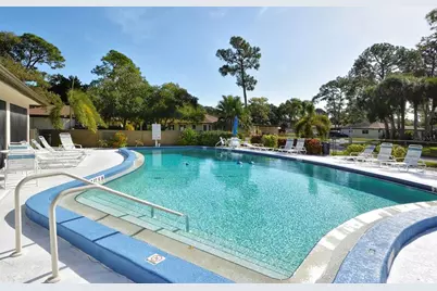 7031 Bright Creek Drive #4, Sarasota, FL 34231 - Photo 6
