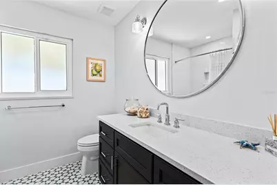 801 Edgemere Lane, Sarasota, FL 34242 - Photo 20