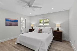 801 Edgemere Ln, Sarasota, FL 34242 - Photo 16