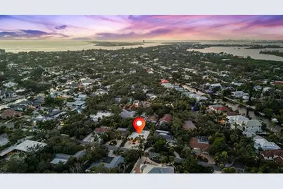801 Edgemere Lane, Sarasota, FL 34242 - Photo 58