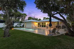 801 Edgemere Ln, Sarasota, FL 34242 - Photo 48