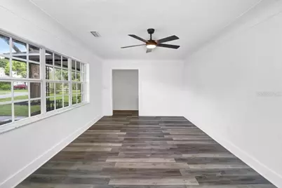 12113 Midlake Drive, Tampa, FL 33612 - Photo 16