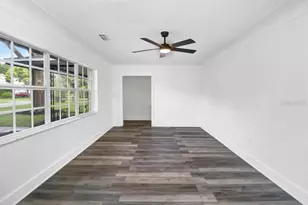 12113 Midlake Dr, Tampa, FL 33612 - Photo 16