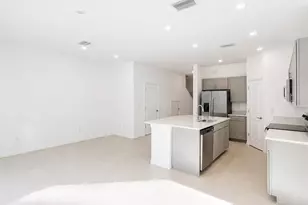 15144 Cuzcorro Ct, Nokomis, FL 34275 - Photo 12
