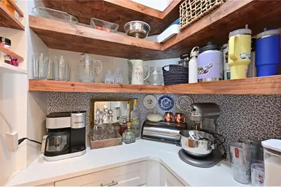 5554 Magnolia Blossom Lane, Sarasota, FL 34233 - Photo 8