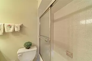 4723 Palm Aire Cir, Sarasota, FL 34243 - Photo 32