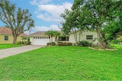 4723 Palm Aire Circle, Sarasota, FL 34243 - Photo 4