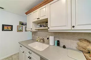 4723 Palm Aire Cir, Sarasota, FL 34243 - Photo 18