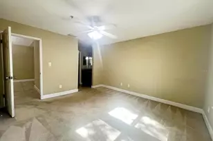 [Address not provided], Sarasota, FL 34238 - Photo 10