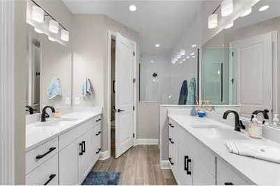 10169 Lake Wales Circle, Sarasota, FL 34241 - Photo 22