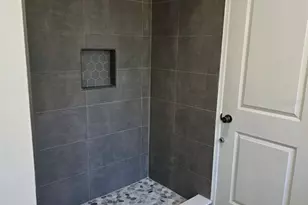 4841 Sunday Ct, Sarasota, FL 34235 - Photo 8