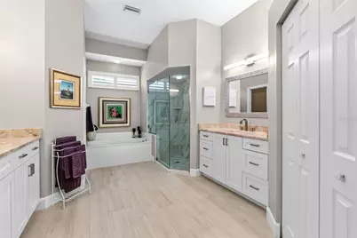 6876 Corral Circle, Sarasota, FL 34243 - Photo 12
