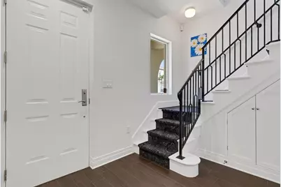 235 Cocoanut Avenue #108B, Sarasota, FL 34236 - Photo 6