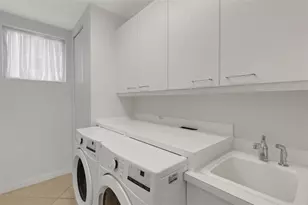 235 Cocoanut Ave, Sarasota, FL 34236 - Photo 14