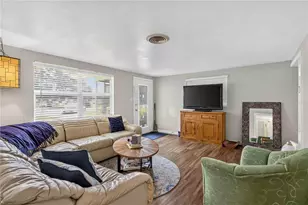 535 Caruso Pl, Sarasota, FL 34237 - Photo 8