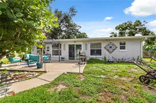535 Caruso Pl, Sarasota, FL 34237 - Photo 26