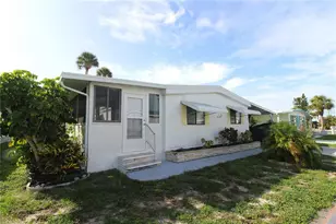 607 Cervina Dr, Venice, FL 34285 - Photo 2