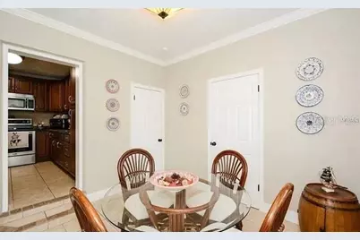 5909 Albert Place, Sarasota, FL 34231 - Photo 10