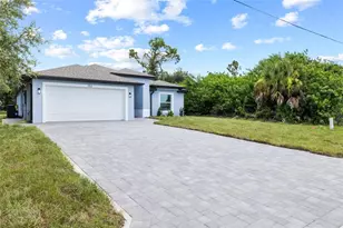 152 Albatross Rd, Rotonda West, FL 33947 - Photo 4