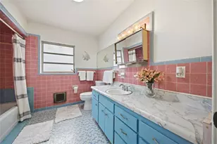 2216 E McBerry St, Tampa, FL 33610 - Photo 14