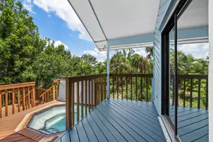 4114 Roberts Point Cir, Sarasota, FL 34242 - Photo 20