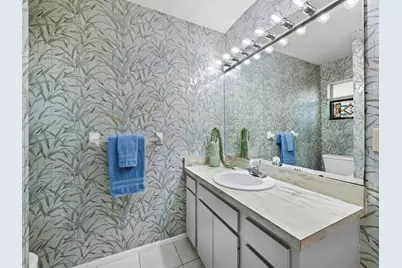 4114 Roberts Point Circle, Sarasota, FL 34242 - Photo 16